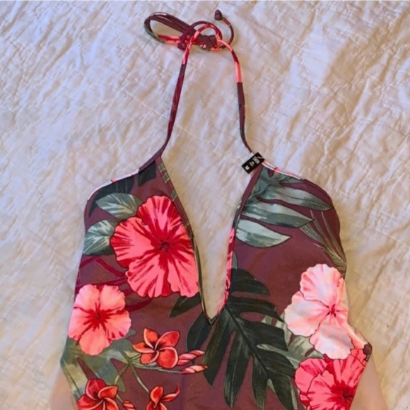 SALE! Victoria Secret Pink Swim Suit - Picture 4 of 5